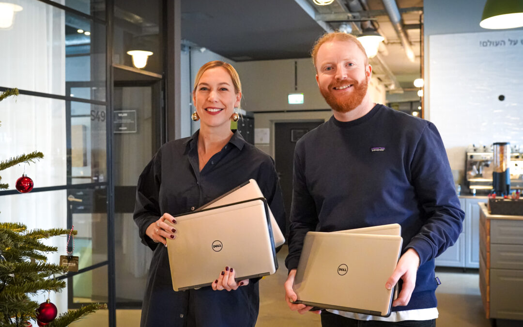 Der Pioneers Club sammelt Laptops für Kinder